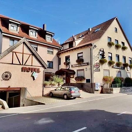 Traube Hotel Oeffingen Фелбах Екстериор снимка